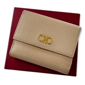 Salvatore Ferragamo Compact Bifold wallet card holders
